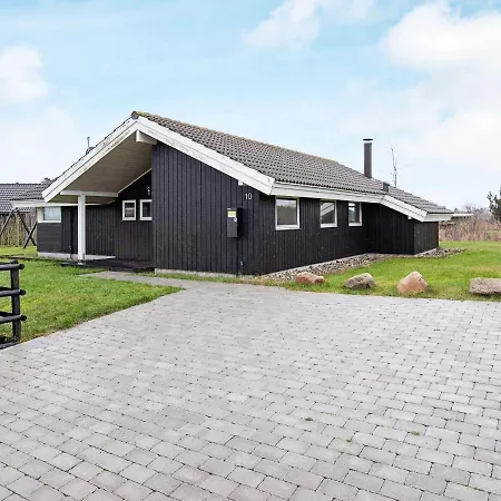 Three-bedroom Holiday In Jaegerspris 1 *