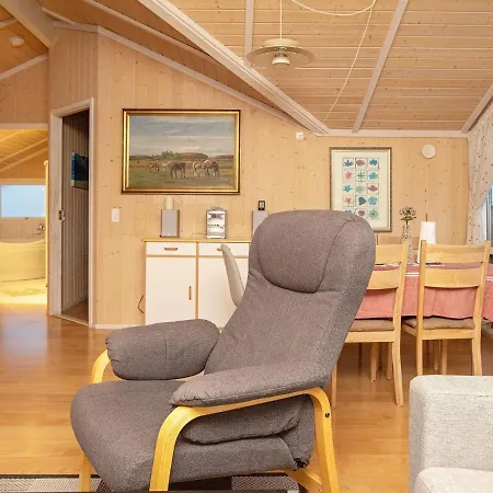 Three-bedroom Holiday In Jaegerspris 1 フレズレクソン