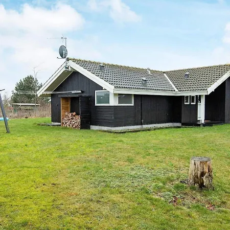 Three-bedroom Holiday In Jaegerspris 1 *
